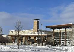 
                                	        Flagstaff Mall
                                    